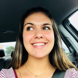 Meet your Posher, Skylar